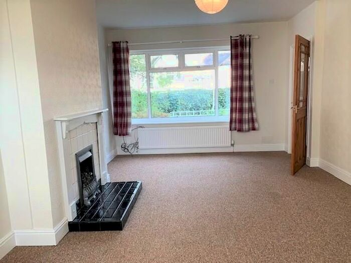 3 Bedroom Mews To Rent In London Road, Stockton Heath, Warrington, WA4