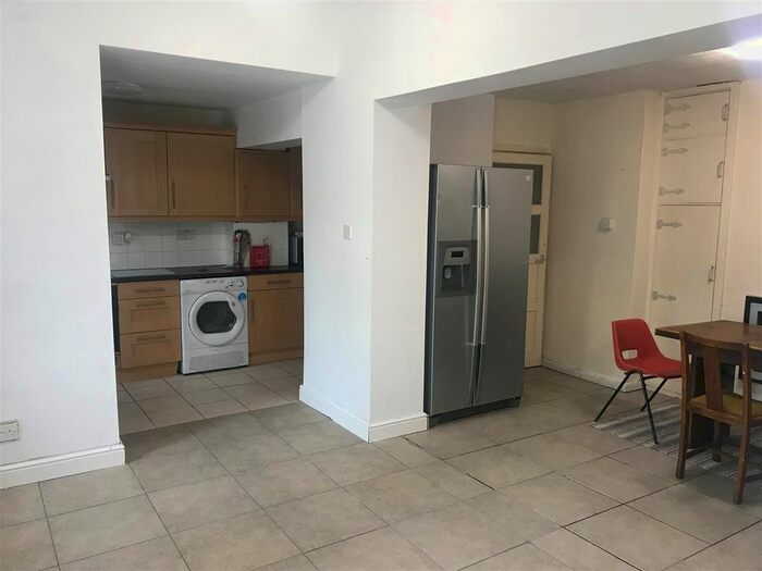 3 Bedroom Terraced House To Rent In Cadleigh Gardens, Harborne, Birmingham, B17