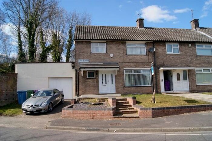 3 Bedroom Semi-Detached House To Rent In Lyndene Road, Gateacre, Liverpool, L25