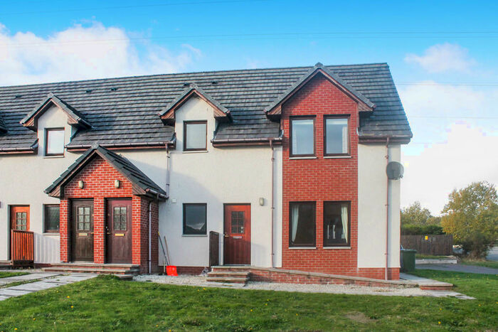 2 Bedroom Ground Flat For Sale In Birch Brae Drive, Kirkhill, IV5