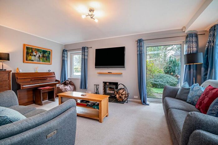 5 Bedroom Detached House For Sale In Stratton, Cirencester, Gloucestershire, GL7