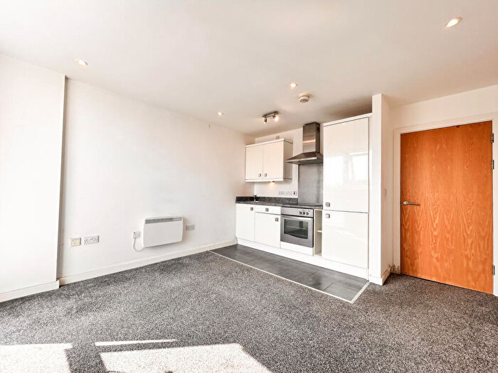 1 Bedroom Flat For Sale In Linea Apartments, DN15