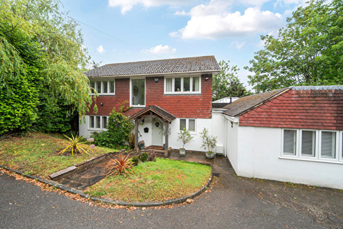 4 Bedroom Detached House For Sale In Chelsfield Hill, Orpington, Kent, BR6