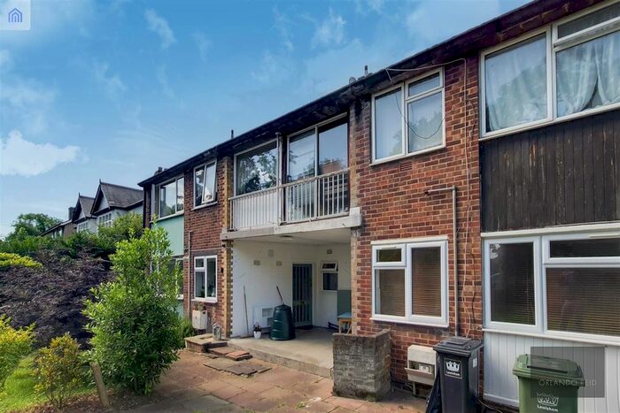 2 Bedroom Flat To Rent In Baring Close, Baring Road, London, SE12