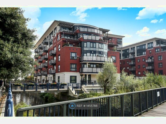 2 Bedroom Flat To Rent In Garricks House, Kingston Upon Thames, KT1