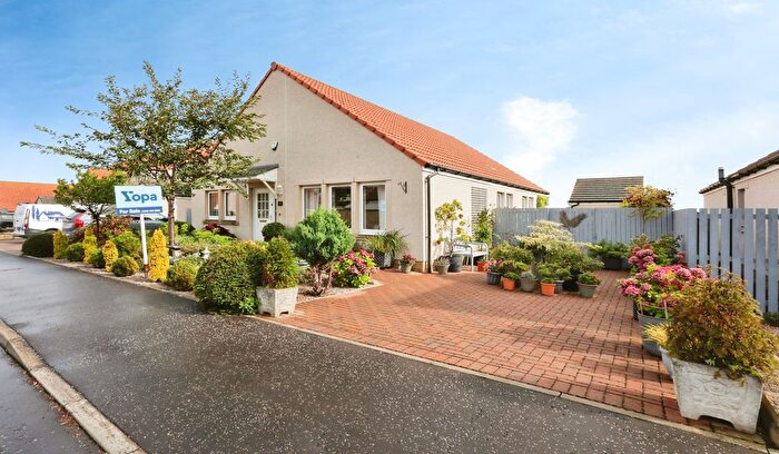 3 Bedroom Detached Bungalow For Sale In Randolph Court, Kirkcaldy, KY1