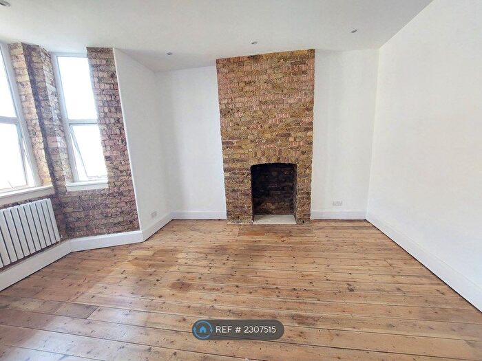 2 Bedroom Flat To Rent In Ainsworth Road, London, E9