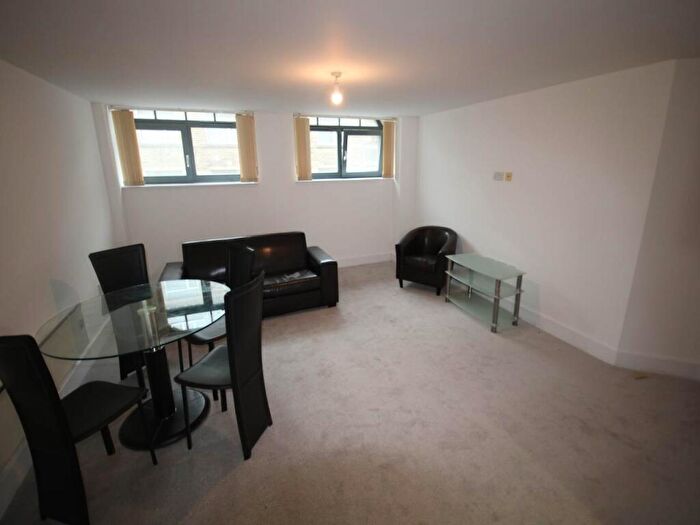 1 Bedroom Flat To Rent In Woolston Warehouse, Grattan Road, Bradford, BD1