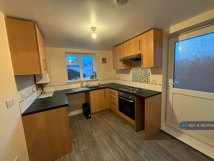 2 Bedroom Terraced House To Rent In Salisbury Road, Great Yarmouth, NR30