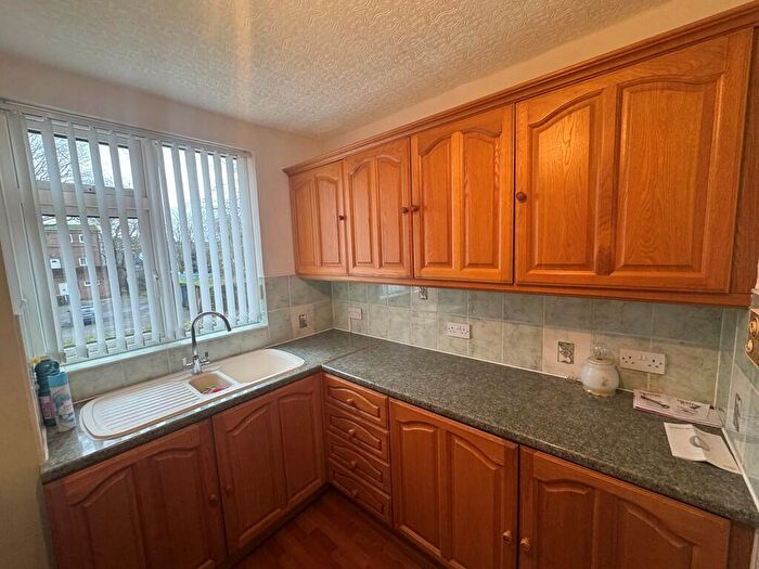 3 Bedroom Apartment To Rent In Stonyhurst Road, Blackburn, BB2