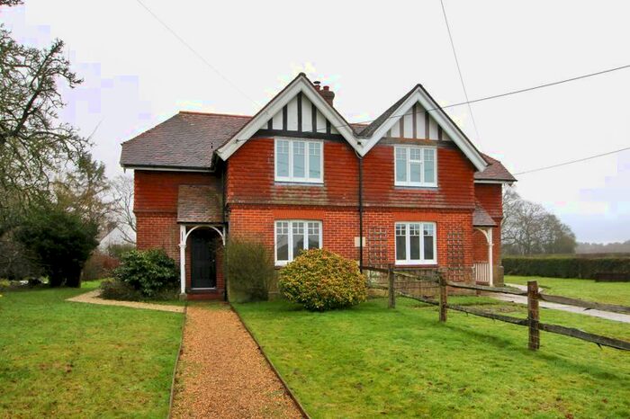 2 Bedroom Semi-Detached House To Rent In Isfield, Uckfield, TN22
