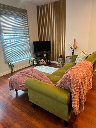 1 Bedroom Flat To Rent In Upper Allen Street, Sheffield, S3