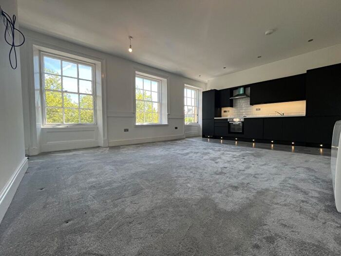 2 Bedroom Apartment To Rent In Hamilton Square, Birkenhead, Wirral, CH41