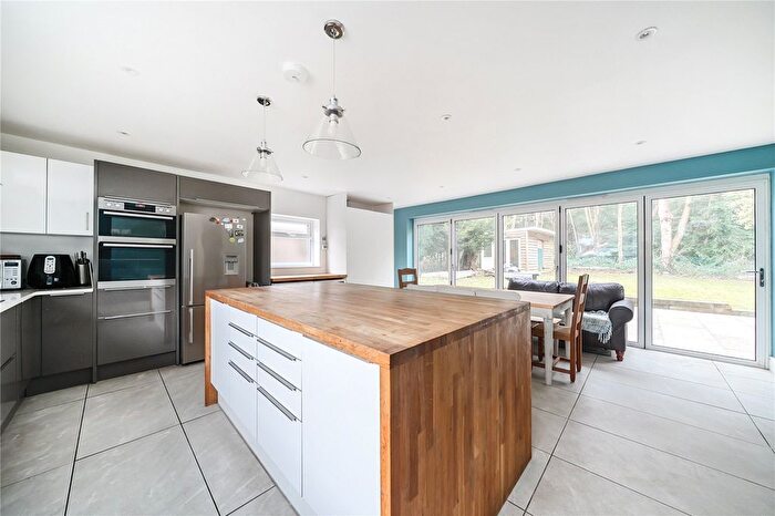 4 Bedroom Semi-Detached House For Sale In Fort Road, Halstead, Sevenoaks, Kent, TN14
