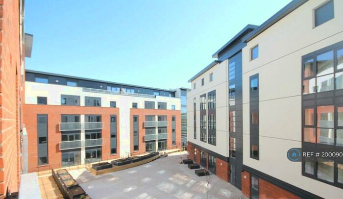 1 Bedroom Flat To Rent In The Quadrant, Birmingham, B1