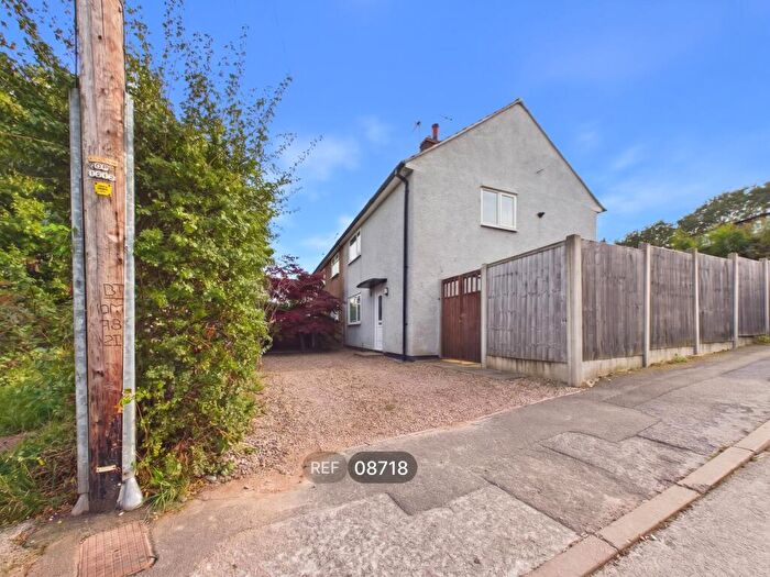 3 Bedroom Terraced House To Rent In Lymn Avenue, Gedling, Nottingham, NG4