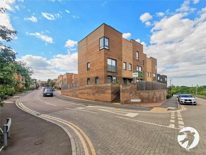 2 Bedroom Maisonette To Rent In Loampit Road, Erith, DA8