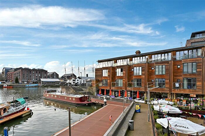 2 Bedroom Duplex To Rent In Gasworks Lane, Bristol, Somerset, BS1