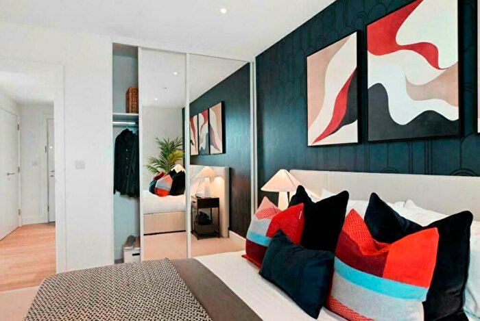 1 Bedroom Apartment For Sale In Alfreton Road, Nottingham, NG7