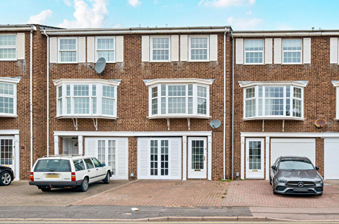 4 Bedroom Terraced House For Sale In Tubbenden Lane, Orpington, Kent, BR6