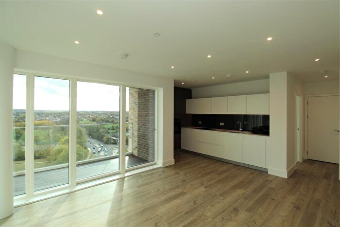 2 Bedroom Apartment To Rent In Larkin House, SE3