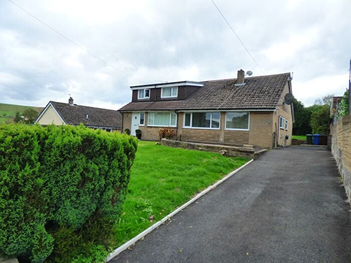 2 Bedroom Bungalow To Rent In Goodshaw Avenue North, Rossendale, BB4