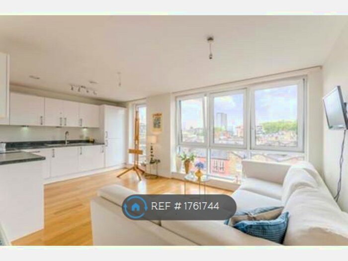 1 Bedroom Flat To Rent In Goswell Road, London, EC1V