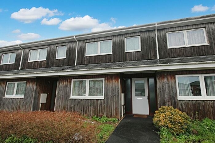 2 Bedroom Terraced House For Sale In Chatham Close, Salisbury, SP1