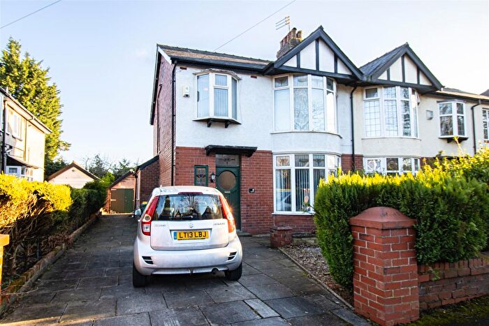 3 Bedroom Semi-Detached House To Rent In Kings Drive, Fulwood, Preston, PR2