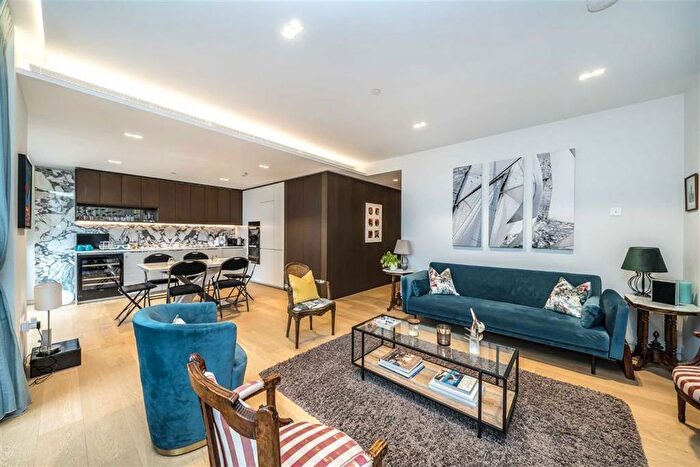 2 Bedroom Flat To Rent In Casson Square, London, SE1