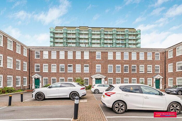 2 Bedroom Flat To Rent In London Road, Enfield, EN2