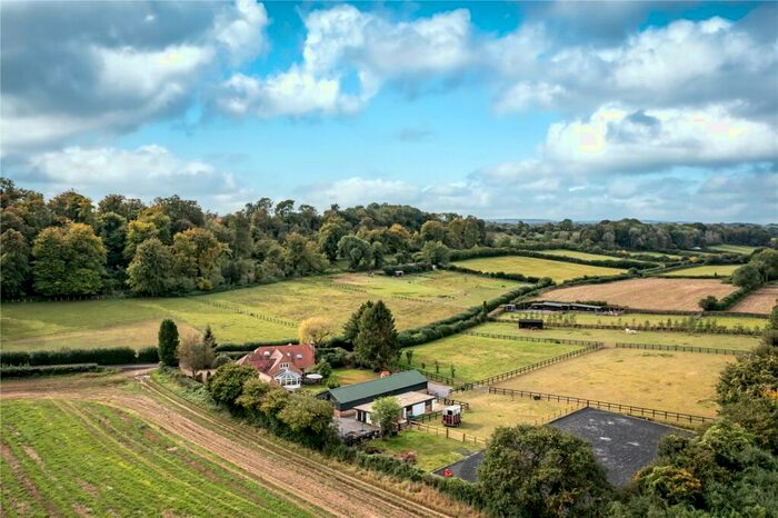 5 Bedroom Detached House For Sale In Dundridge Lane, Bishops Waltham, Hampshire, SO32