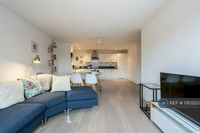 2 Bedroom Flat To Rent In Meath Crescent, London, E2