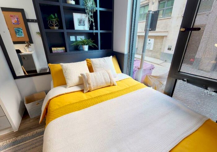 Flat To Rent In Iq Bloomsbury, NW1