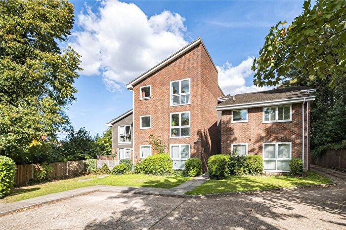 1 Bedroom Apartment For Sale In Highfield Hill, London, SE19