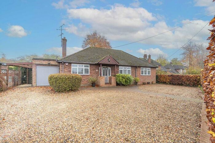 4 Bedroom Detached House To Rent In Mortimer Hill, Tring, HP23