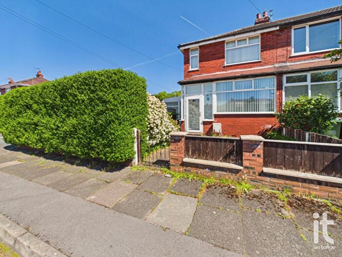 2 Bedroom End Of Terrace House For Sale In Ellwood Road, Offerton, Stockport, SK1