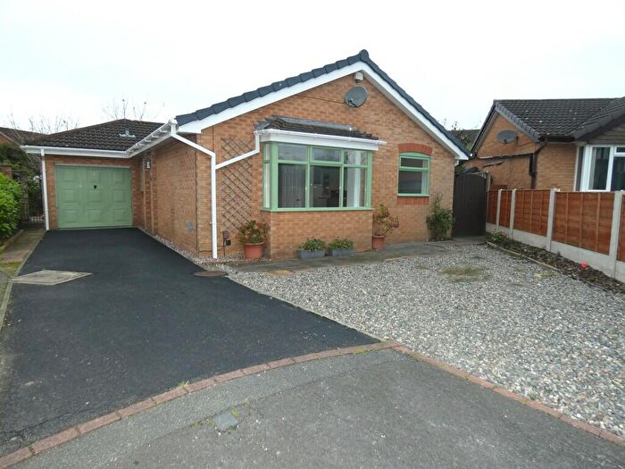 3 Bedroom Detached Bungalow To Rent In Fossdale Moss, Leyland, PR26