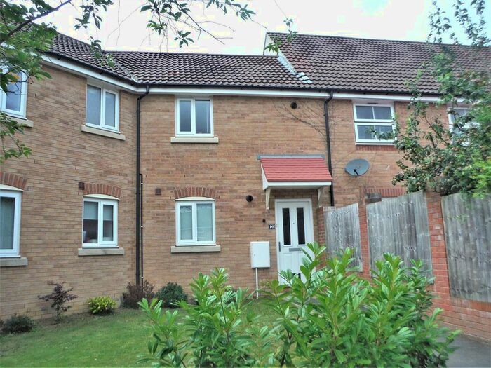 2 Bedroom Flat For Sale In Anzio Road, Devizes, SN10
