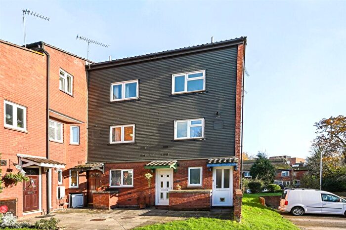 1 Bedroom End Of Terrace House To Rent In Myrtleside Close, Northwood, Middlesex, HA6