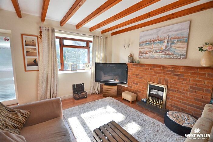 2 Bedroom Cottage For Sale In Burton, Milford Haven, SA73