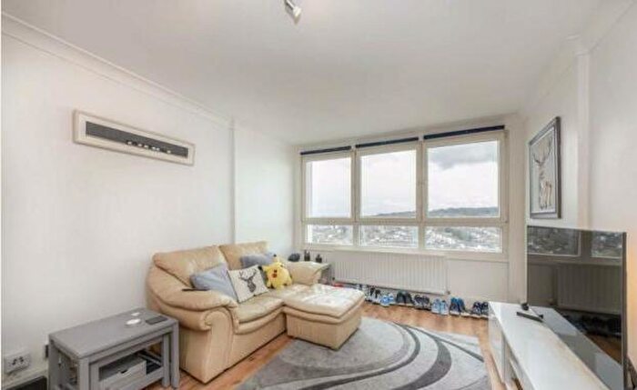 1 Bedroom Flat To Rent In Glyndon Road, London, SE18