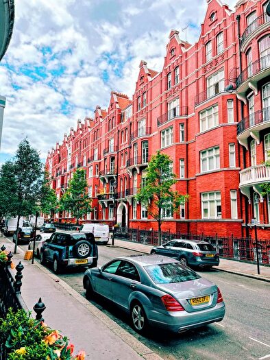 6 Bedroom Flat To Rent In Cabbell Street, London, NW1