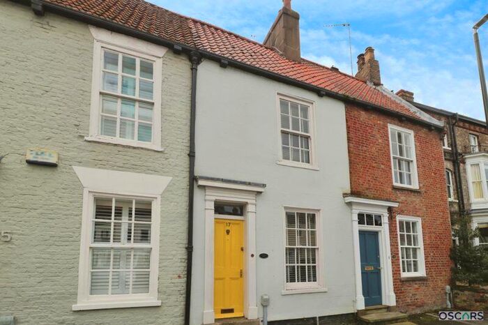 3 Bedroom Terraced House To Rent In North Bar Without, Beverley, HU17