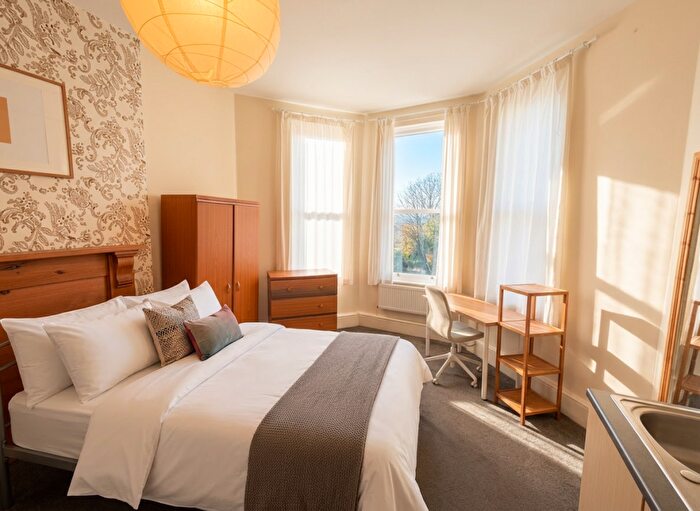 1 Bedroom House To Rent In A Hampton Rd, Redland, South West, BS6