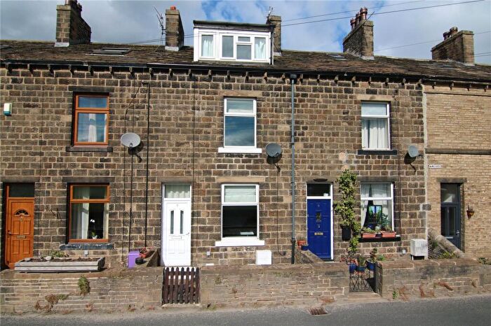 3 Bedroom Terraced House For Sale In Aireside, Cononley, BD20