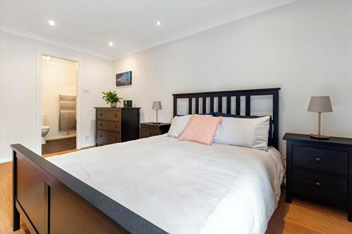 2 Bedroom Flat For Sale In Flat, Speirs Wharf, Port Dundas, Glasgow, G4