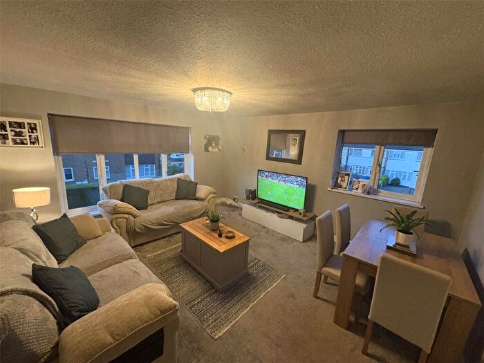 2 Bedroom Flat To Rent In Heathmere Drive, Birmingham, West Midlands, B37