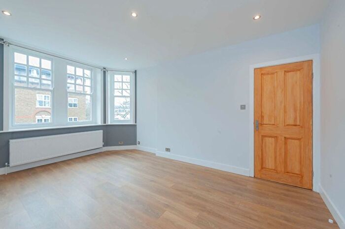 2 Bedroom Flat To Rent In Queen Caroline Street, London, W6