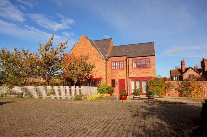 5 Bedroom Detached House To Rent In The Beehive, Park Lane, Cuckoo's Nest, CH4